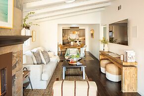 Sand Castle by Avantstay Beach House on Balboa Peninsula w Patio Hot T