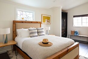 Sand Castle by Avantstay Beach House on Balboa Peninsula w Patio Hot T