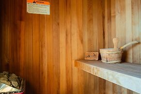 Cathedral by Avantstay Charming Secluded Estate w Sauna Pool Table Vie