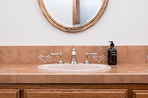 Cathedral by Avantstay Charming Secluded Estate w Sauna Pool Table Vie