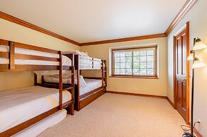 Cathedral by Avantstay Charming Secluded Estate w Sauna Pool Table Vie