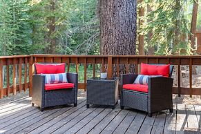 Whiskey Springs by Avantstay Classic Cabin Near Tahoe Donner Ski Area