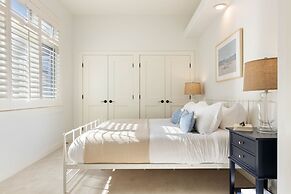 Crystal Cove by Avantstay Gorgeous Charming Newport Home