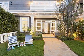 Crystal Cove by Avantstay Gorgeous Charming Newport Home