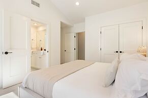 Crystal Cove by Avantstay Gorgeous Charming Newport Home