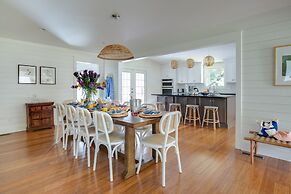 Jessamine by Avantstay Picture Perfect Home w Stunning Backyard