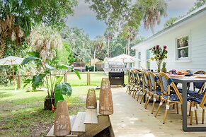 Jessamine by Avantstay Picture Perfect Home w Stunning Backyard