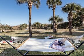 Sandpiper by Avantstay Gorgeous Beachside Home w Spacious Yard Chic De