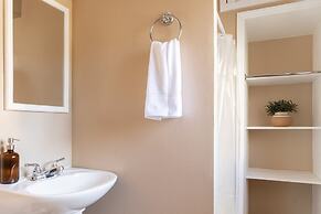 Sandpiper by Avantstay Gorgeous Beachside Home w Spacious Yard Chic De