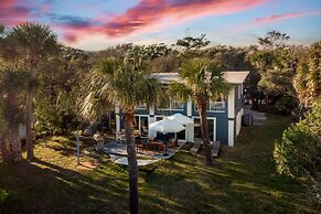 Sandpiper by Avantstay Gorgeous Beachside Home w Spacious Yard Chic De