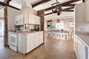 Sandpiper by Avantstay Gorgeous Beachside Home w Spacious Yard Chic De