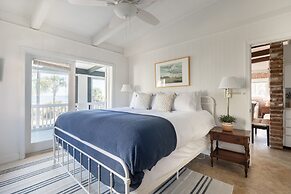 Sandpiper by Avantstay Gorgeous Beachside Home w Spacious Yard Chic De