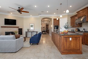 Bear Bridge by Avantstay Hilltop Haven in Temecula w Views Putting Gre