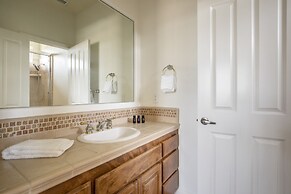 Villa Verdot by Avantstay Spectacular 6 BR Estate w Pool Hot Tub Tenni