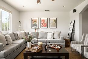 Villa Verdot by Avantstay Spectacular 6 BR Estate w Pool Hot Tub Tenni