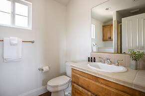 Villa Verdot by Avantstay Spectacular 6 BR Estate w Pool Hot Tub Tenni