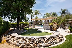 Villa Verdot by Avantstay Spectacular 6 BR Estate w Pool Hot Tub Tenni