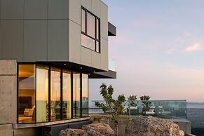 Belleza by Avantstay Hilltop Mansion w Pool Panoramic Views Ultra Mode