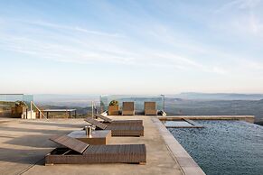 Belleza by Avantstay Hilltop Mansion w Pool Panoramic Views Ultra Mode