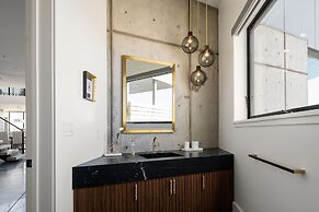 Belleza by Avantstay Hilltop Mansion w Pool Panoramic Views Ultra Mode