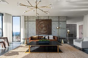 Belleza by Avantstay Hilltop Mansion w Pool Panoramic Views Ultra Mode