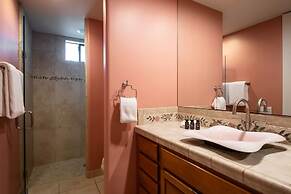 Villa Verbena by Avantstay Expansive Estate w B-ball Court Pool Spa En