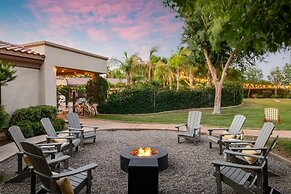 Villa Verbena by Avantstay Expansive Estate w B-ball Court Pool Spa En