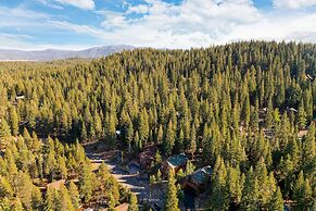 Golden Summit by Avantstay Stunning Secluded Cabin w Access to Tahoe D