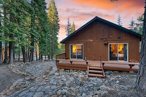 Golden Summit by Avantstay Stunning Secluded Cabin w Access to Tahoe D