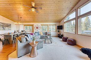 Golden Summit by Avantstay Stunning Secluded Cabin w Access to Tahoe D