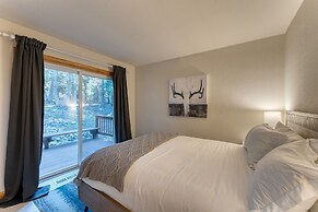 Golden Summit by Avantstay Stunning Secluded Cabin w Access to Tahoe D