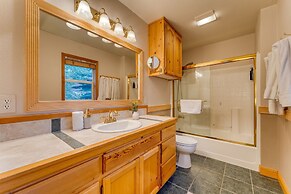 Golden Summit by Avantstay Stunning Secluded Cabin w Access to Tahoe D