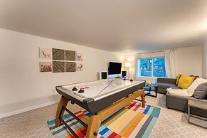 Golden Summit by Avantstay Stunning Secluded Cabin w Access to Tahoe D