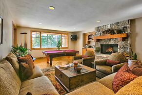 Telemark Luxury Retreat by Avantstay Stunning Views w Hot Tub Theatre 