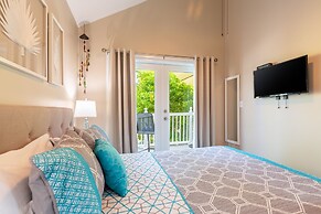 Parrot Perch by Avantstay Old Town Key West w Shared Pool Week Long St