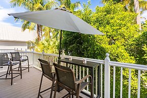 Parrot Perch by Avantstay Old Town Key West w Shared Pool Week Long St