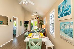 Parrot Perch by Avantstay Old Town Key West w Shared Pool Week Long St