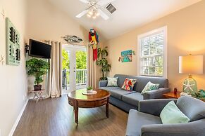 Parrot Perch by Avantstay Old Town Key West w Shared Pool Week Long St