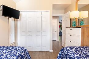 Parrot Perch by Avantstay Old Town Key West w Shared Pool Week Long St