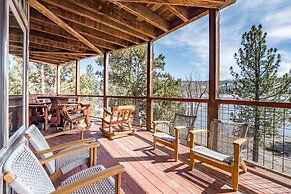 Lakefront Lodge by Avantstay Lakefront Cabin w Hot Tub