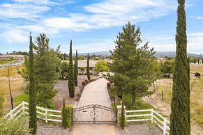 Twilight Vines by Avantstay Secluded Estate Views of Wine Country