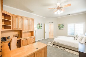 La Barrique by Avantstay Secluded 14 Acre Estate w Vball Pool