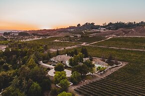 La Barrique by Avantstay Secluded 14 Acre Estate w Vball Pool