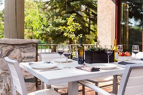 Conifer by Avantstay Secluded Cabin Amongst the Trees w Hot Tub