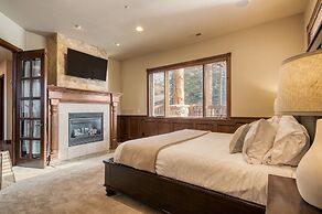 High Meadow by Avantstay Alpine Views w Indoor Pool Hot Tub Open Floor