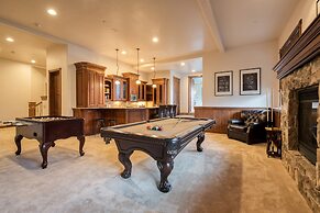 High Meadow by Avantstay Alpine Views w Indoor Pool Hot Tub Open Floor