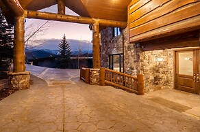 High Meadow by Avantstay Alpine Views w Indoor Pool Hot Tub Open Floor