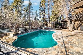 Heavenly Valley by Avantstay Home w Pool Sauna Hot Tub Game Room Tenni