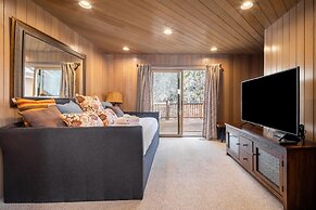 Heavenly Valley by Avantstay Home w Pool Sauna Hot Tub Game Room Tenni