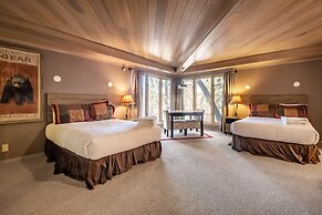 Heavenly Valley by Avantstay Home w Pool Sauna Hot Tub Game Room Tenni